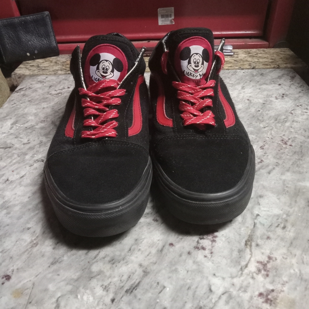 Mickey mouse vans 10.5 in size men's